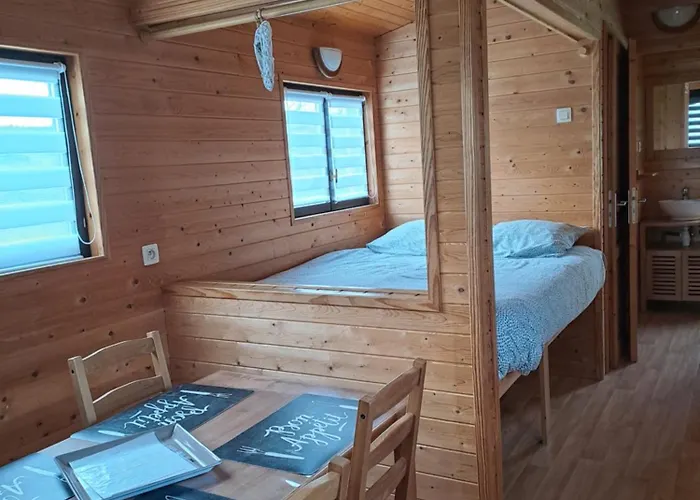 Monts De Flandre Insolite Camping