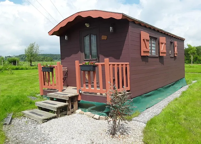 Camping Monts De Flandre Insolite Berthen